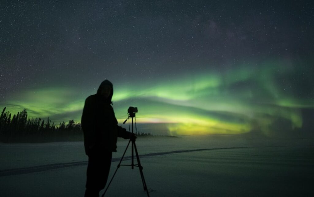Instrukcja fotografowania zorzy polarnej zwykłym smartfonem