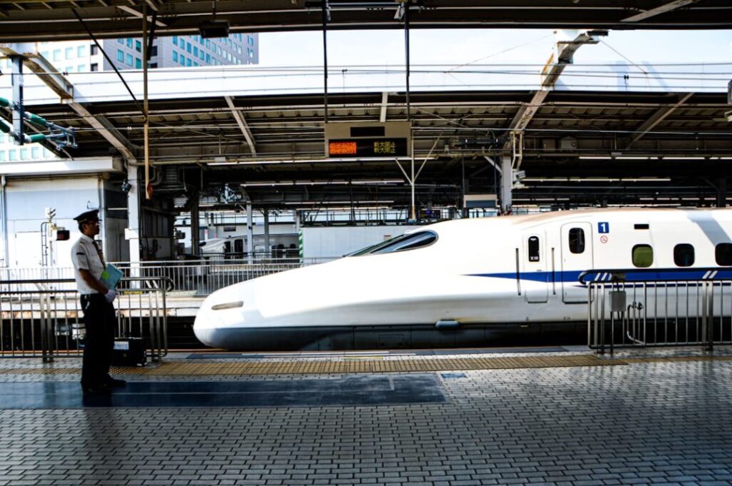 Instrukcja rezerwacji biletów na japońskie pociągi Shinkansen online